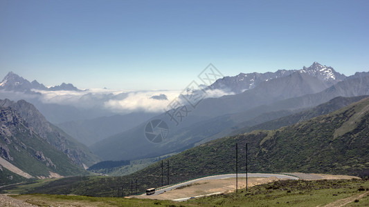 四川美丽的山景图片