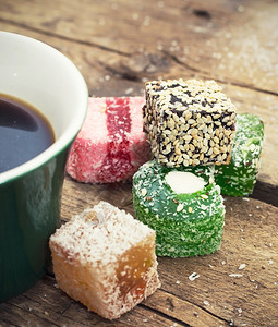早上喝咖啡的果冻糖图片