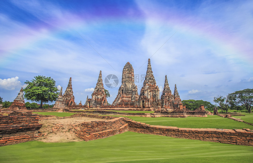 泰国Ayutthaya的Chaiwatthanararam寺庙图片