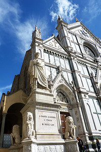意大利佛罗伦萨圣克罗塞教堂和但丁图片