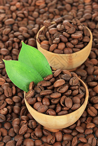 咖啡豆碗中的咖啡豆图片