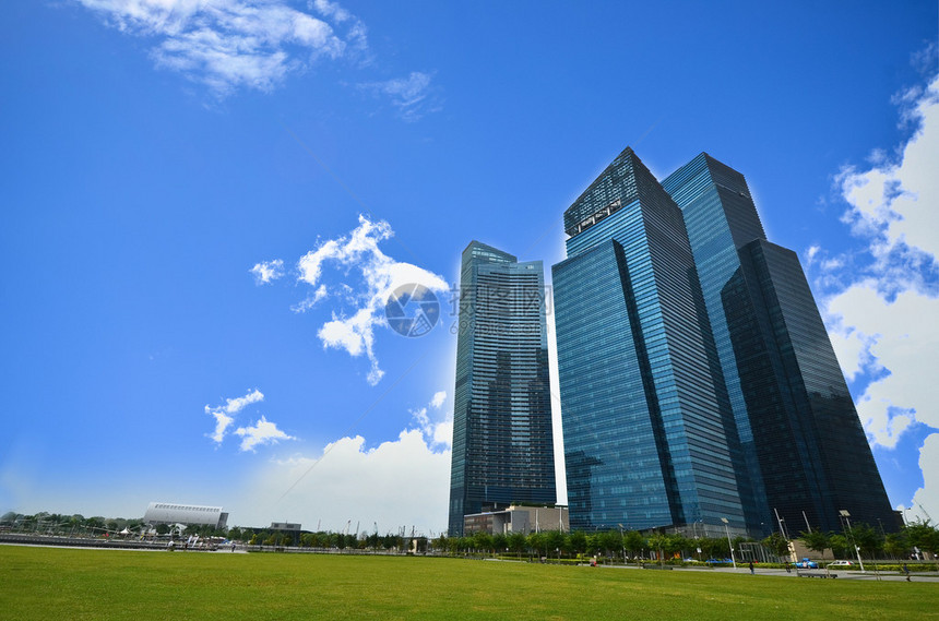 新加坡天际线中的建筑物图片