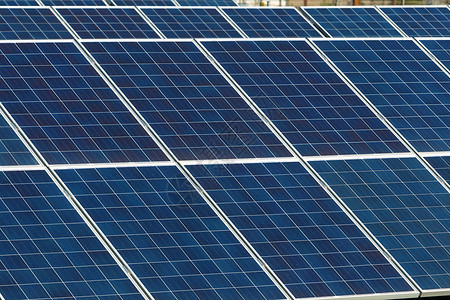 太阳能电池板和可再生能源图片