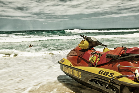 巴西消防局喷射快艇图片