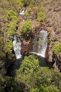 澳大利亚佛罗伦萨瀑布全景图片