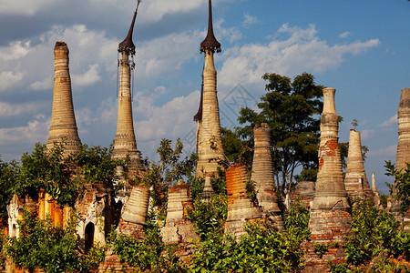 佛教寺庙屋顶缅甸图片