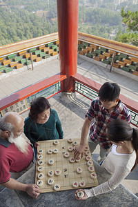 中庭玩中文棋Xia高清图片