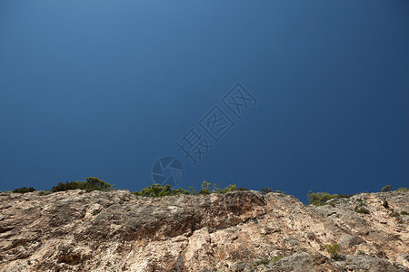 克罗地亚琥珀山脉和蓝天图片