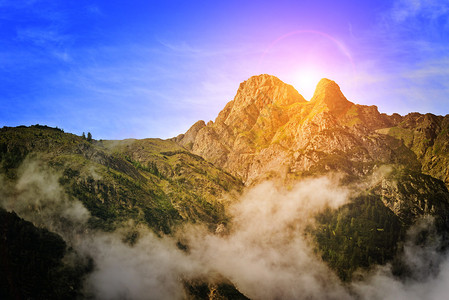 奥地利美丽的山脉图片