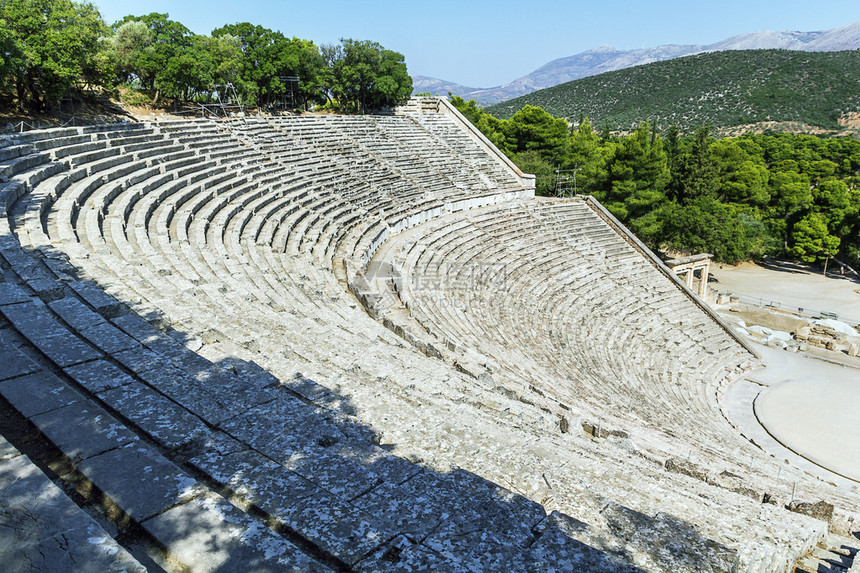 剧院是公元前四世纪由小矮人Polyklei图片