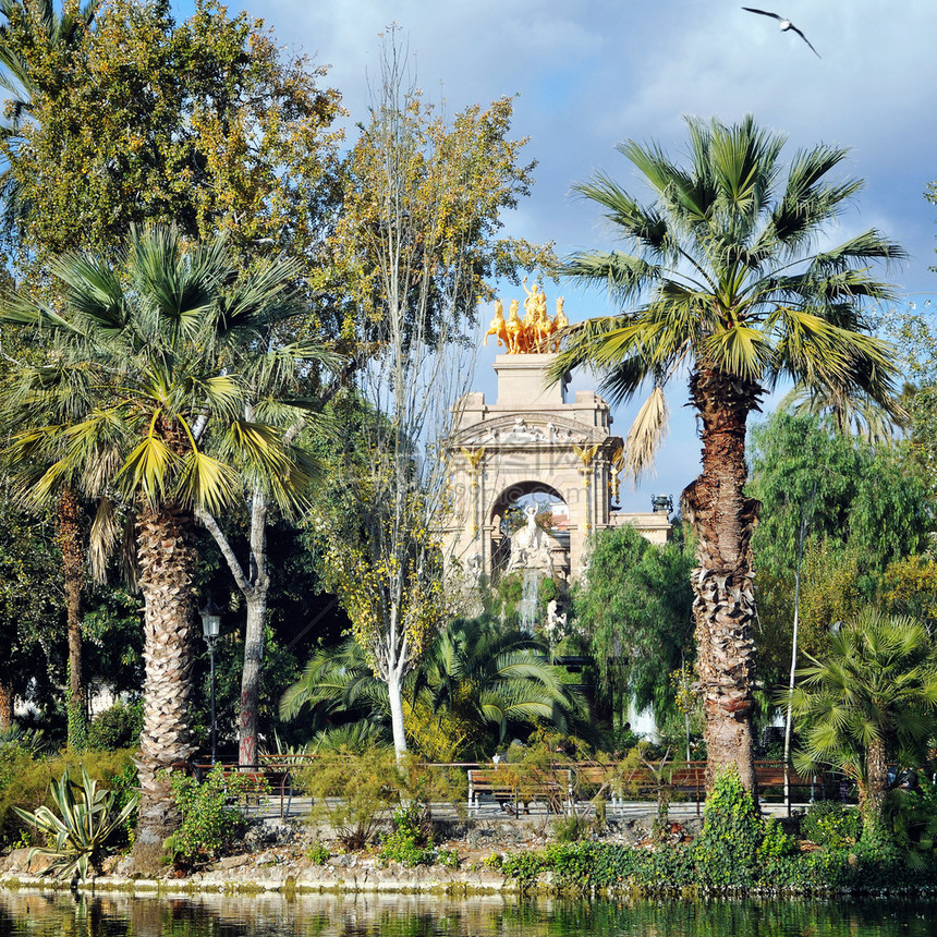 西班牙巴塞罗那Ciutadella公园奥罗拉和图片