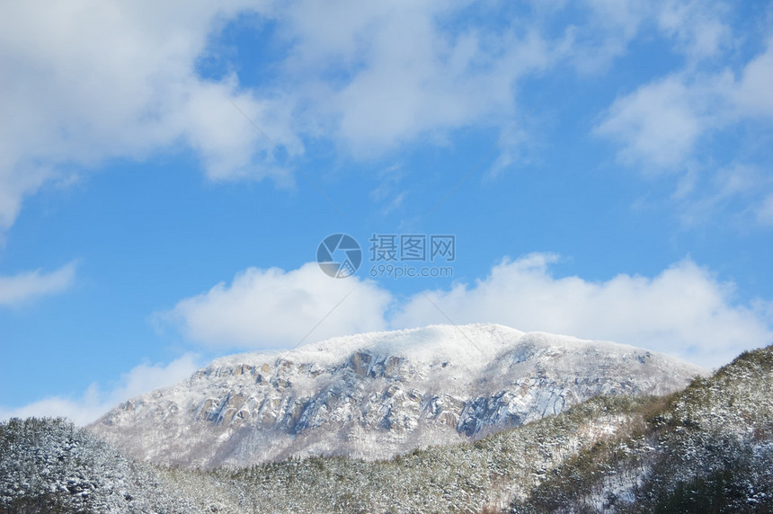 韩国全罗的雪山图片