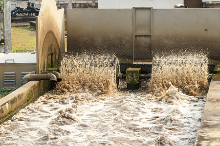 废水处理厂图片