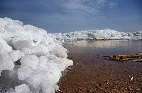 北极地区的冰丘水平照片图片