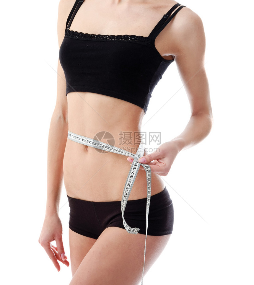 女人用米尺量自己的腰腹图片