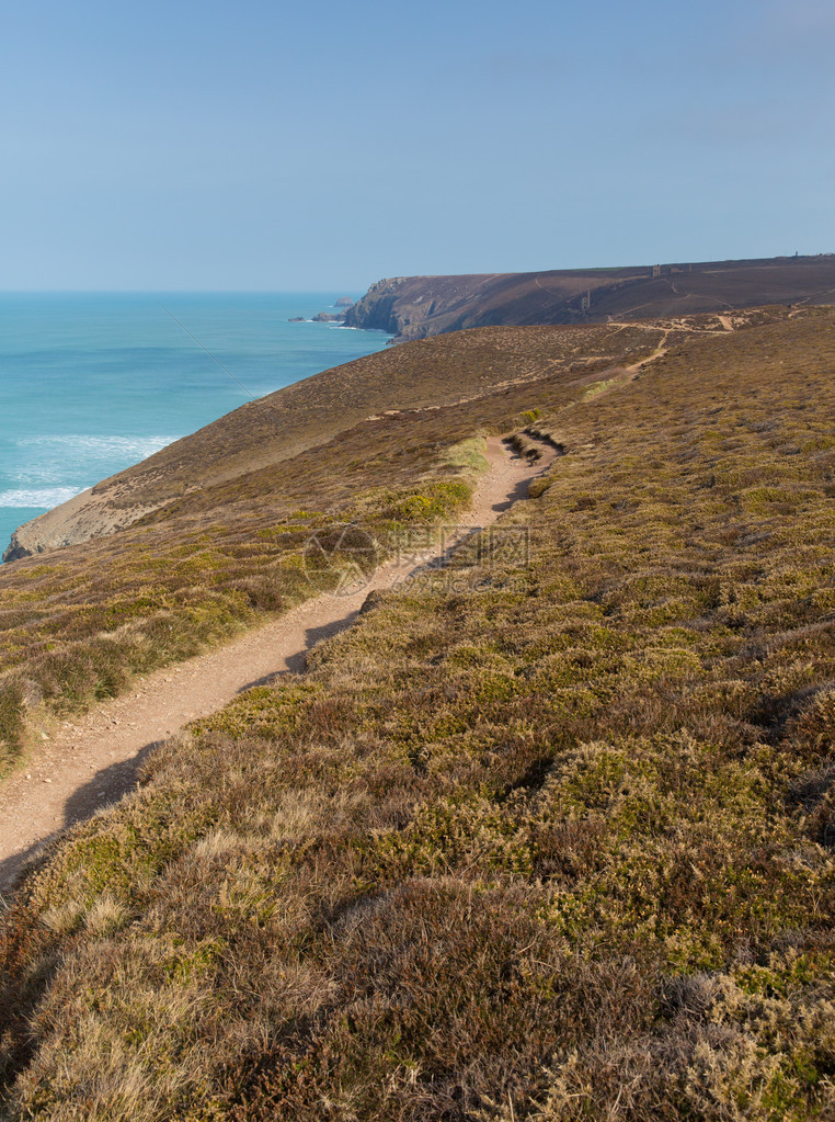 Porthtowan和StAgnesCornwallEngland附近的西南海岸通道图片