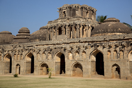 Vijayanagara建筑群是印度Hampi寺庙综合建筑的亮点之一图片