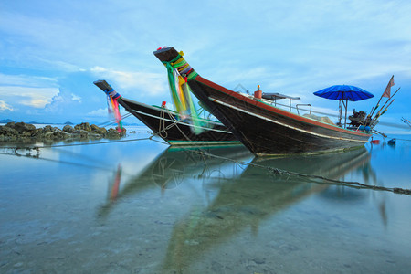 泰国黎明时长尾船Lon图片