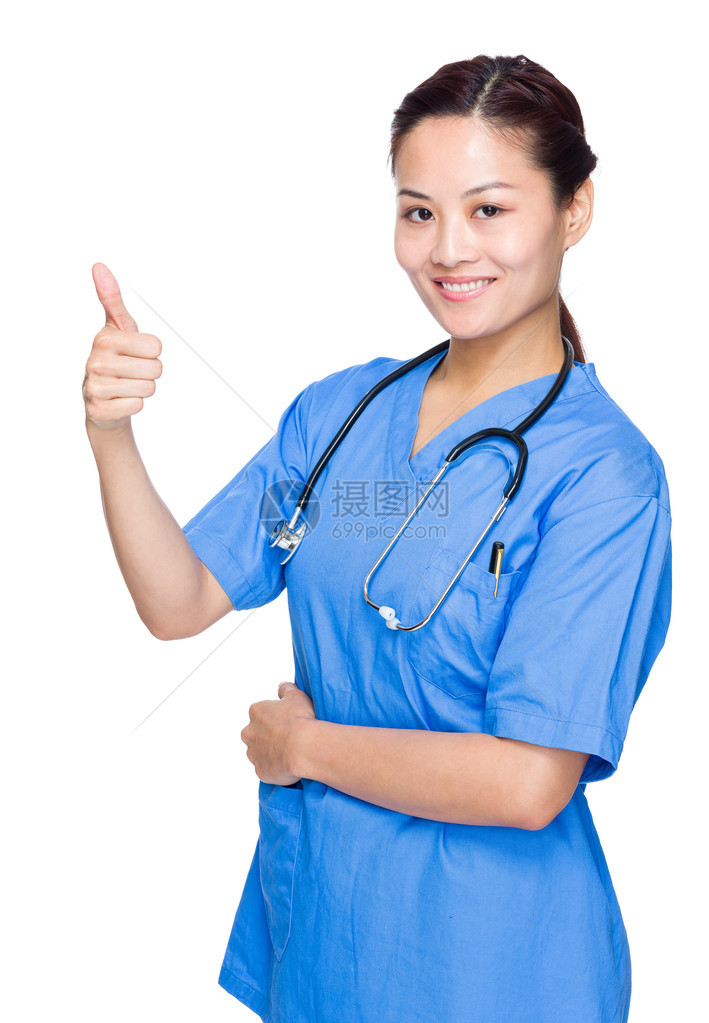 女医生竖起大拇指图片