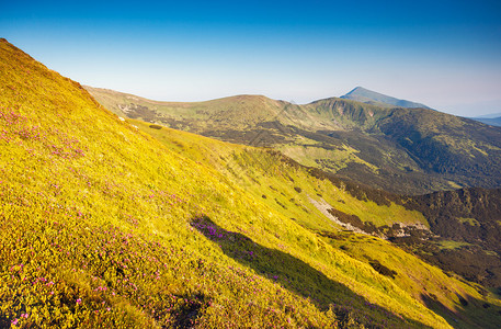 乡村高山风景的美景图片