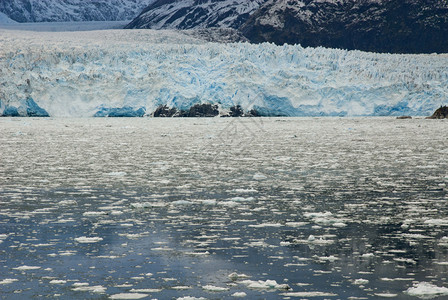 萨米恩托频道智利南巴塔哥尼亚阿玛利亚冰川贼鸥冰川贝尔纳多奥希背景