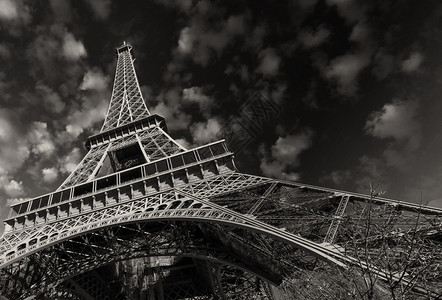 艾菲尔铁塔和巴黎天图片