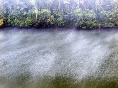 河雾和大雾图片