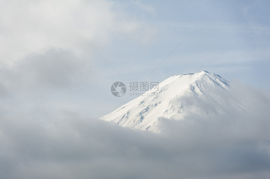 日本富士的倒影图片