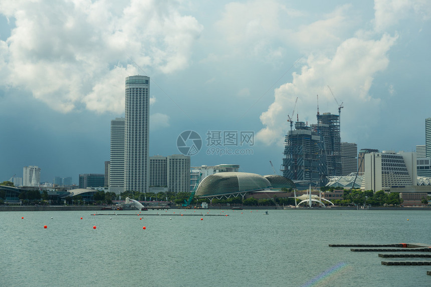 新加坡城市天际线中的建筑物图片
