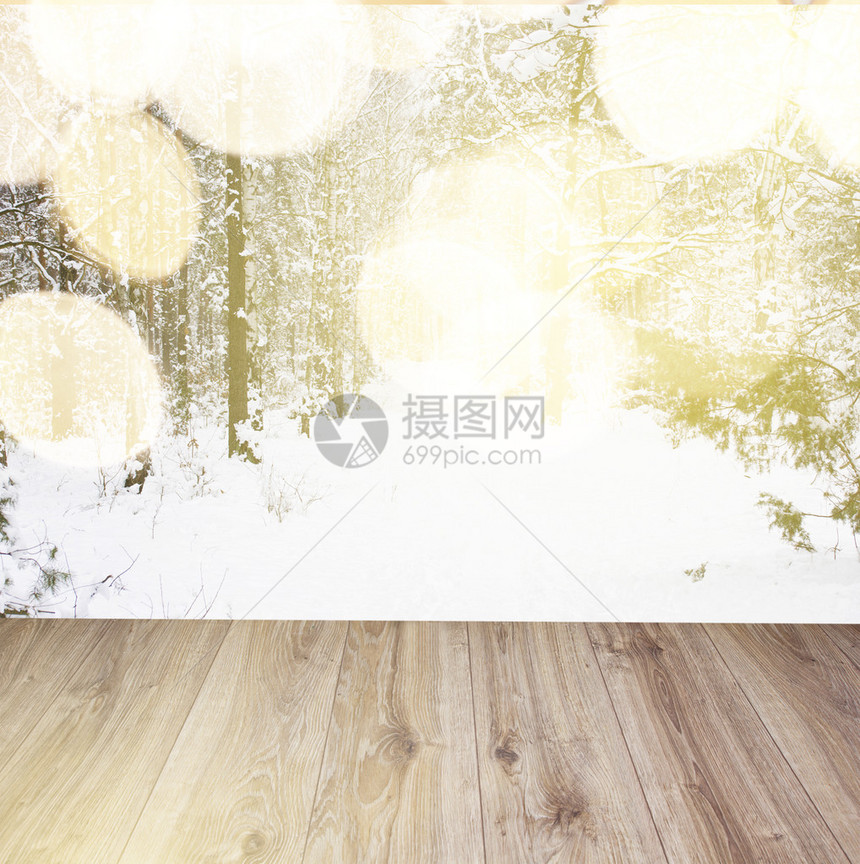 冬季森林下雪的木板底有b图片
