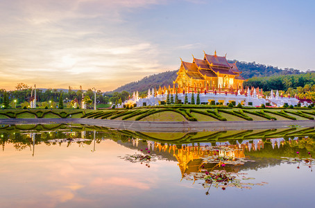 位于泰国清迈清迈的皇家佛罗伦萨庙拉特图片