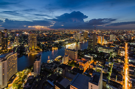 曼谷市风景与Chaop图片