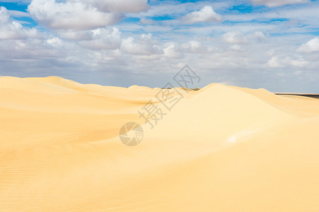埃及撒哈拉沙漠美丽的沙丘图片