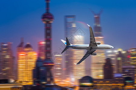飞机在上海之夜图片