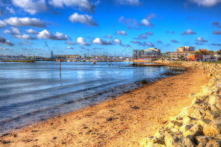 展望Poole港和QuayDorset英格兰英国生动的人类发展报图片