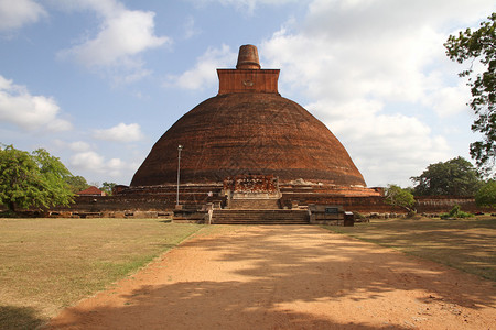 Anuradhadhapurasttupa废墟佛教崇图片