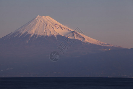秋季富士山和芦湖图片