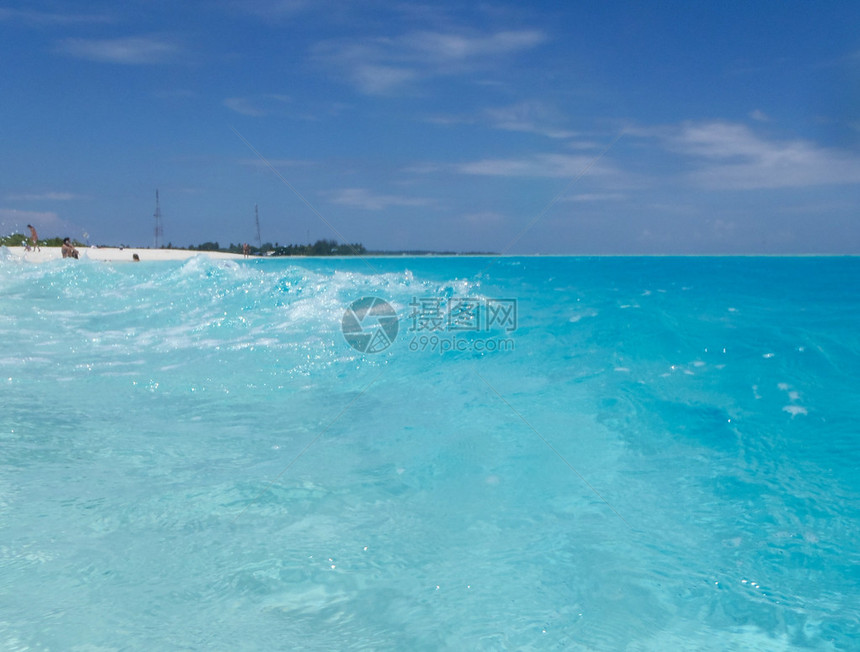 马尔代夫美妙的绿松石水图片