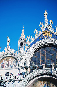 威尼斯圣马克广场的建筑细节图片