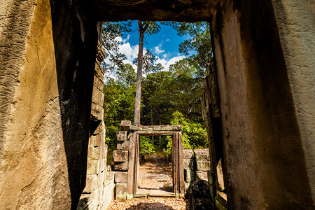 Thom考古公园寺庙古老的佛教Baphuon建筑图片