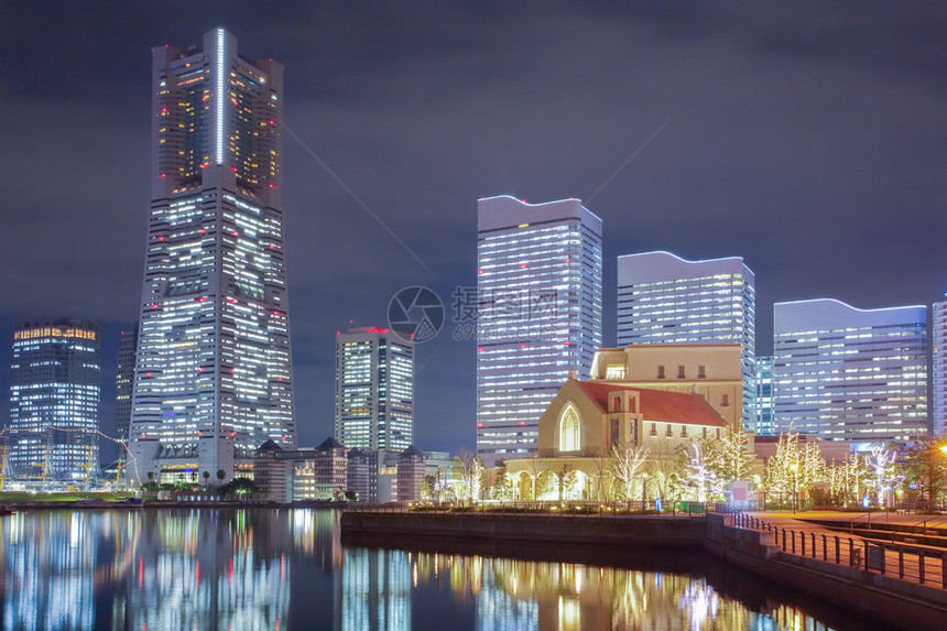 晚上宴时横滨天线在梅图片