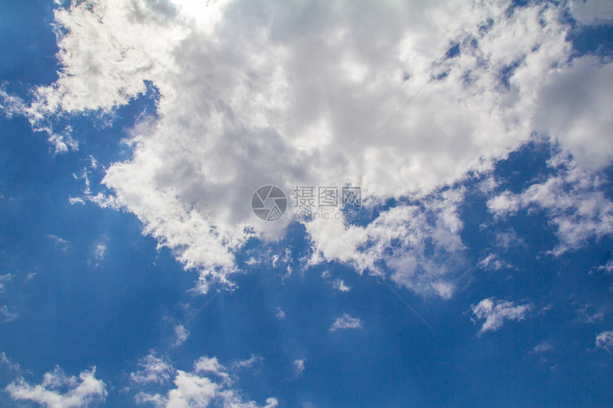 天空背景天空和云彩背景图片