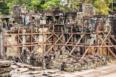 柬埔寨Bayon寺安哥罗Thom的废墟图片