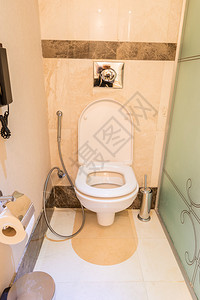 浴室和卫生间的现代内部图片