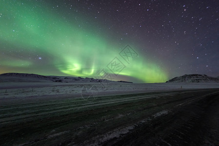 冰岛美丽的北极光图片