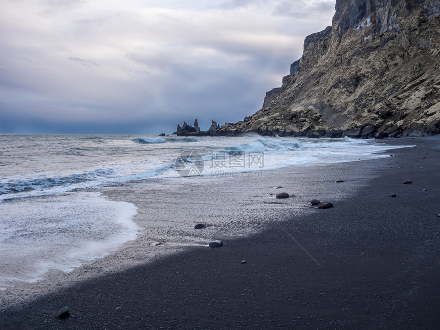 冰岛黑沙滩图片