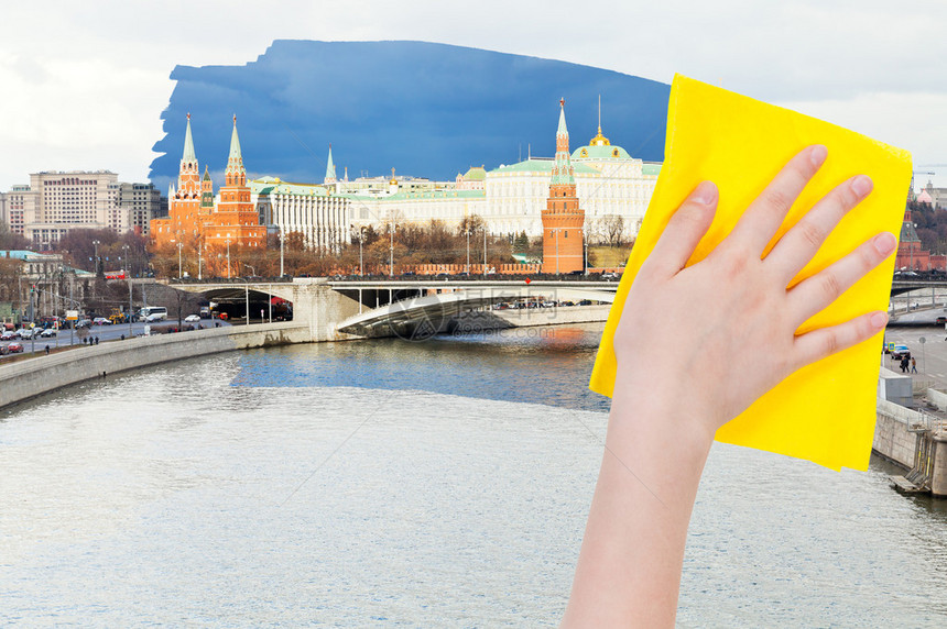 手从图象上用黄色布删除莫斯科的清晨景色图片