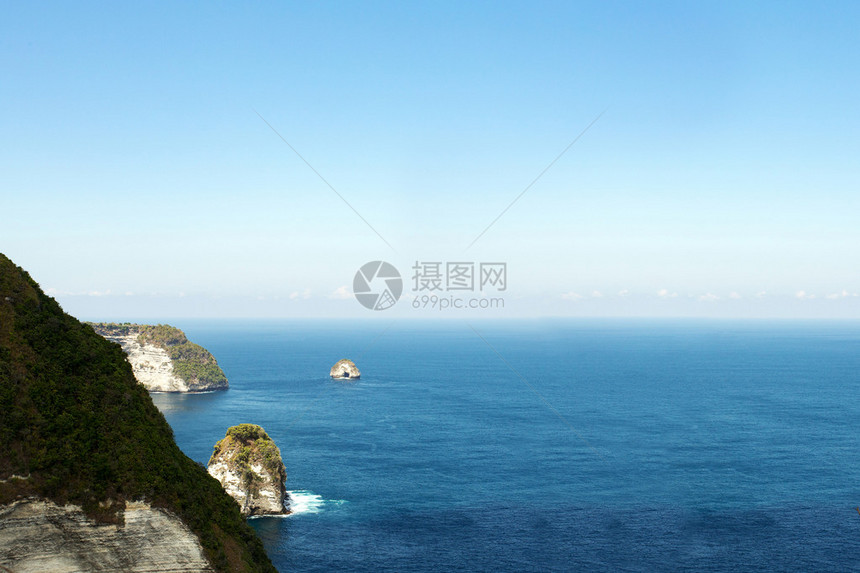 在巴厘岛海岸线上梦幻海滩图片