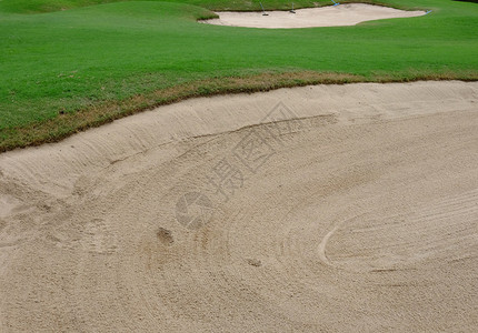 高尔夫球场的沙坑图片