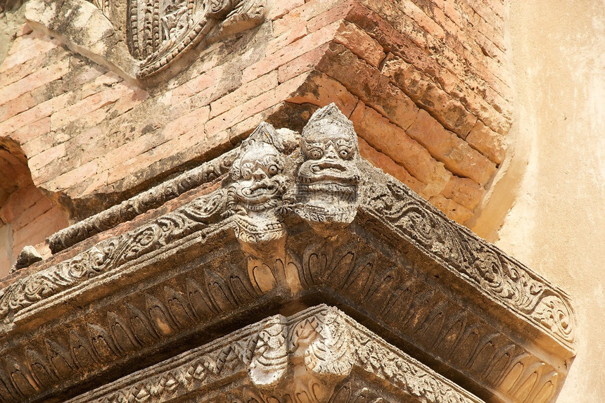 缅甸蒲甘苏拉玛尼寺的建筑细节苏拉玛尼神庙由那拉帕提图国王于1183年建造苏拉玛尼神庙在1975年地图片